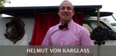 Helmut
          Von Karglass - Défilé de haute culture
